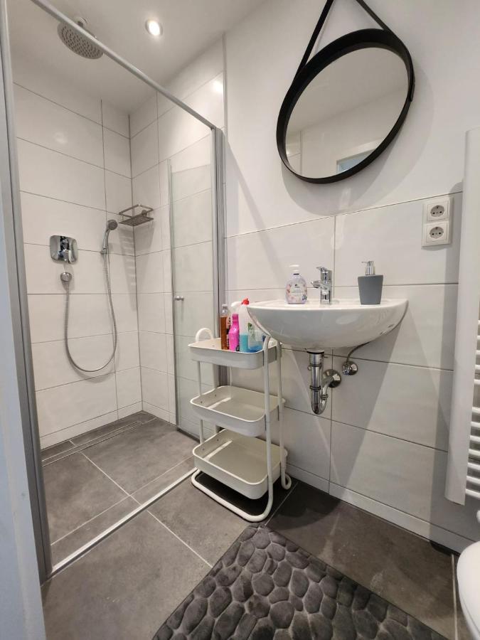 Cozy Apartment Mit Wifi, Aufzug & Kostenlos Parken El-Living Augsburg Exterior photo